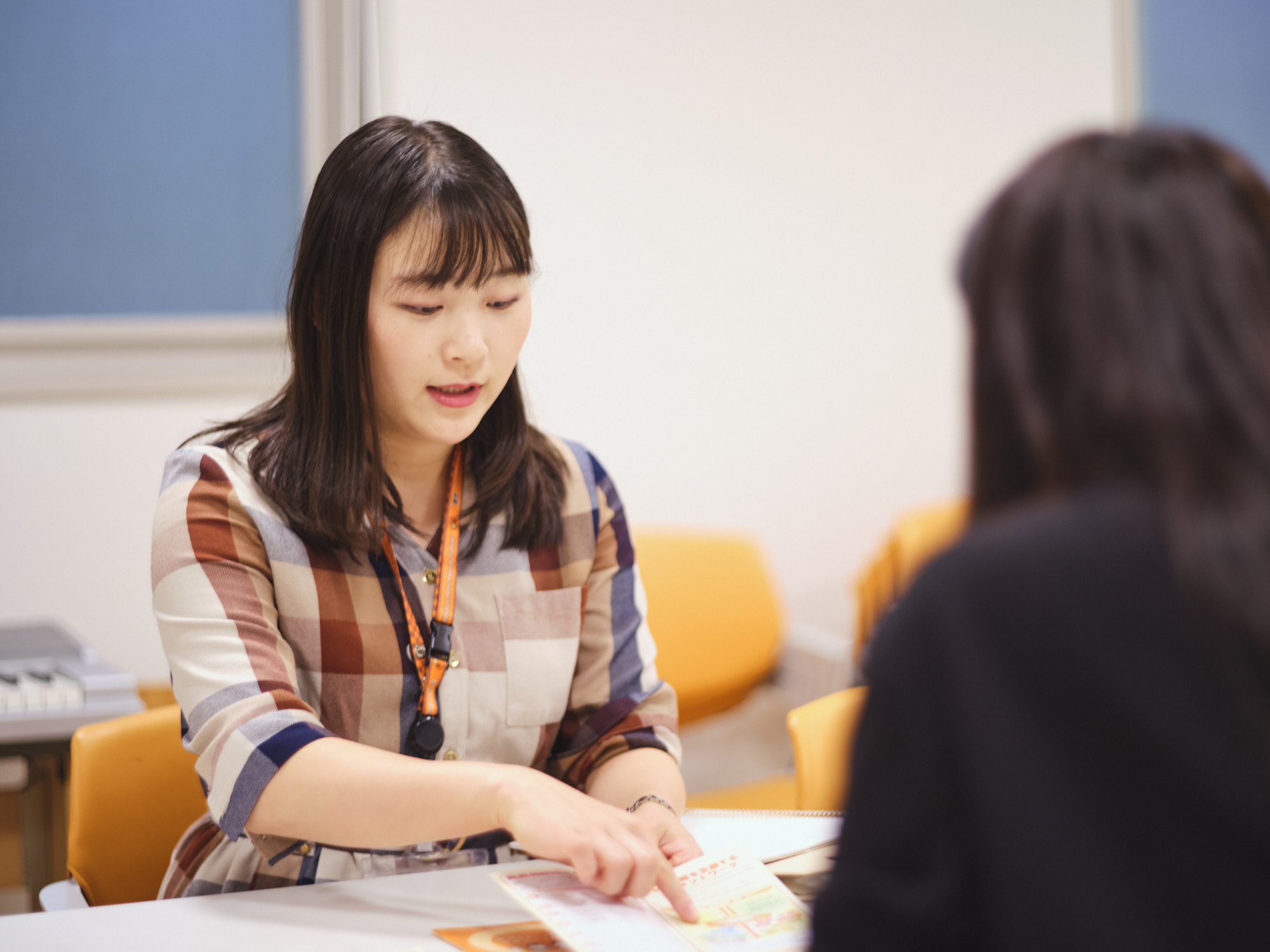 説明をする石田さんの写真